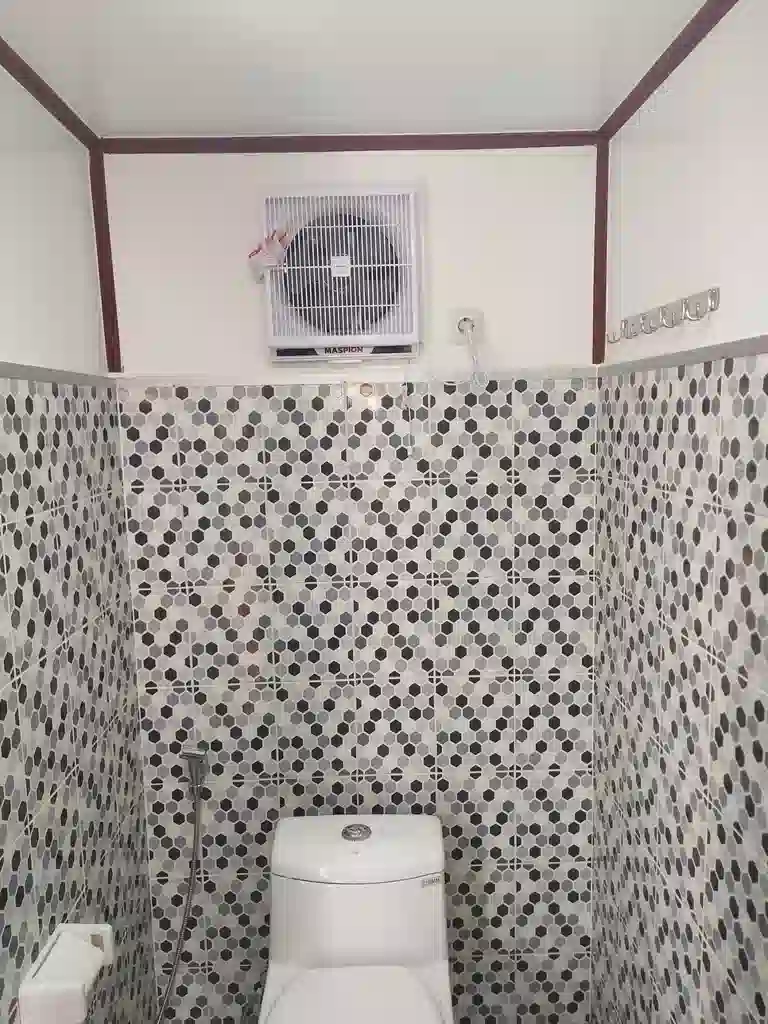 Sewa Office Container + Toilet 20ft